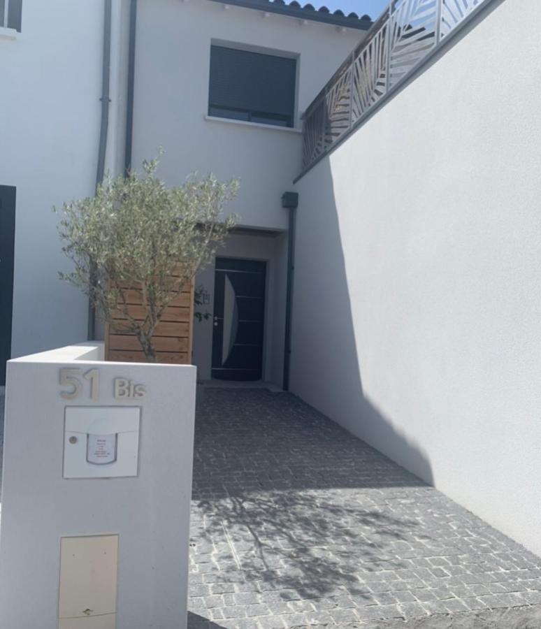 Maison Terrasse Proche Centre Ville Et Ile De Re La Rochelle  Eksteriør bilde